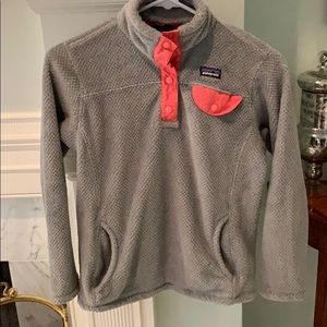 Girls Patagonia pullover fleece
